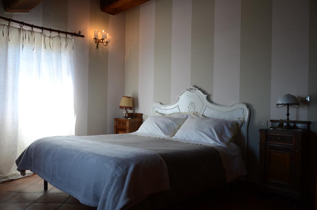 Il Borghetto Di Carra Διαμέρισμα Talla Εξωτερικό φωτογραφία