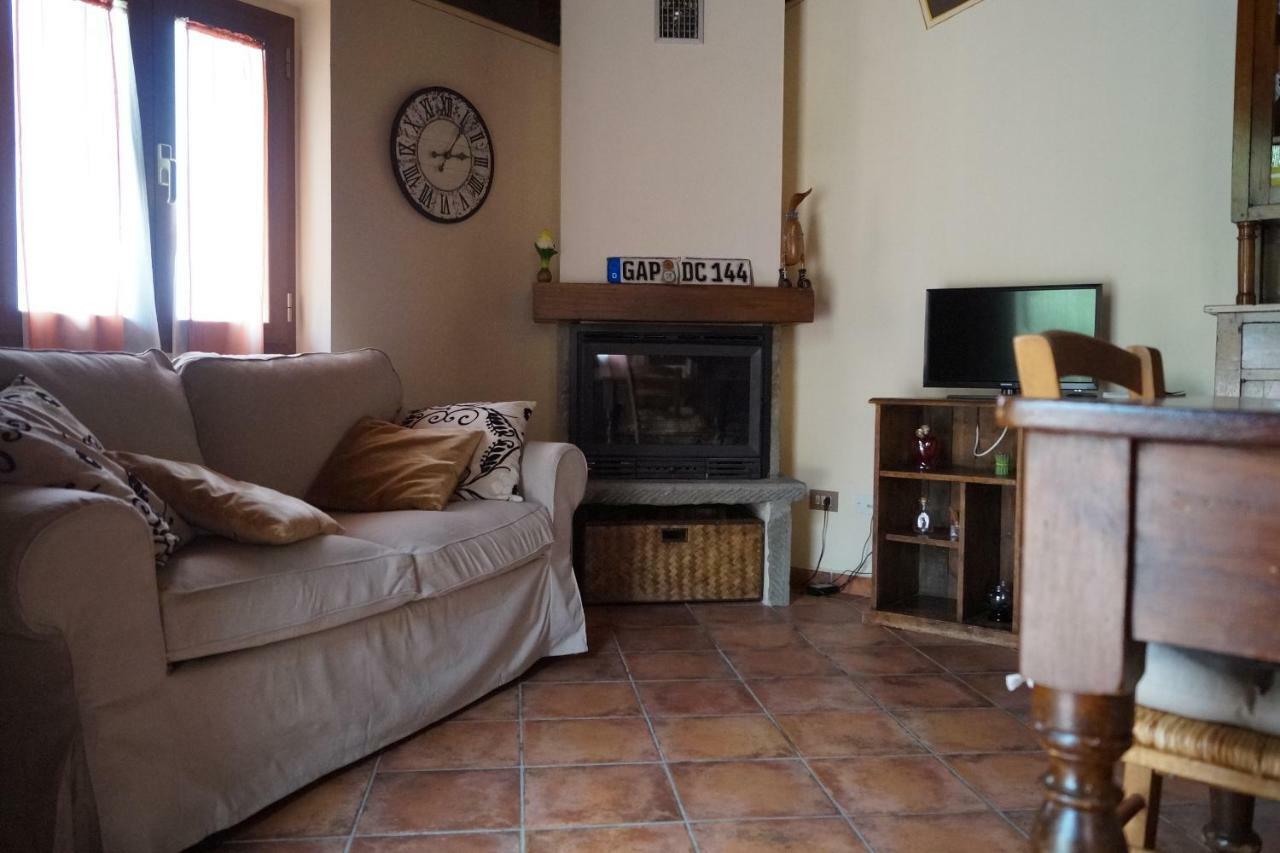 Il Borghetto Di Carra Διαμέρισμα Talla Εξωτερικό φωτογραφία