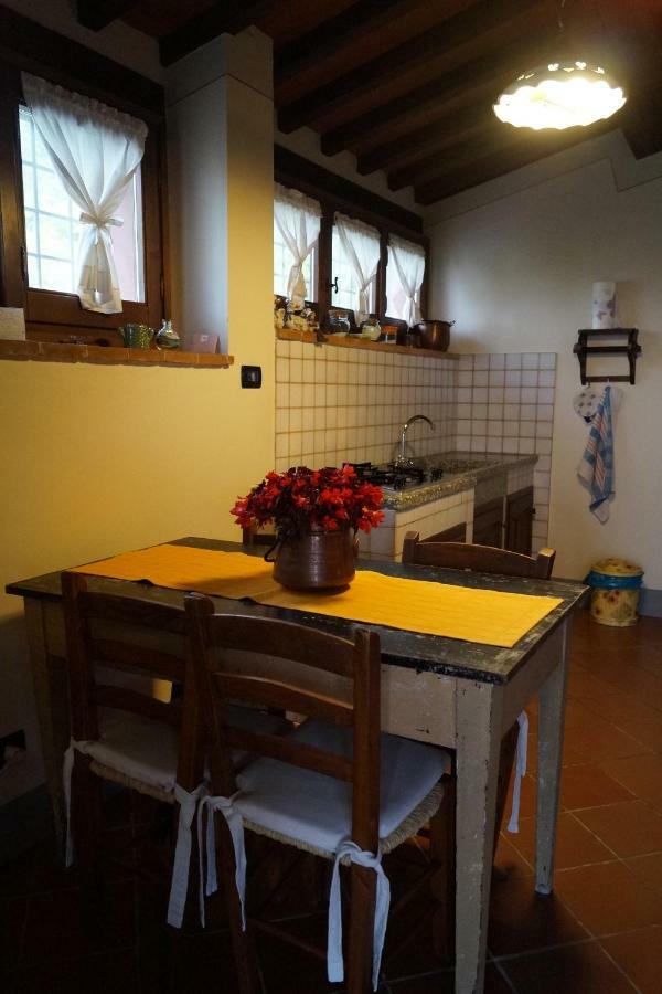 Il Borghetto Di Carra Διαμέρισμα Talla Εξωτερικό φωτογραφία