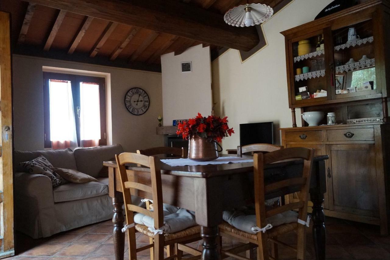 Il Borghetto Di Carra Διαμέρισμα Talla Εξωτερικό φωτογραφία